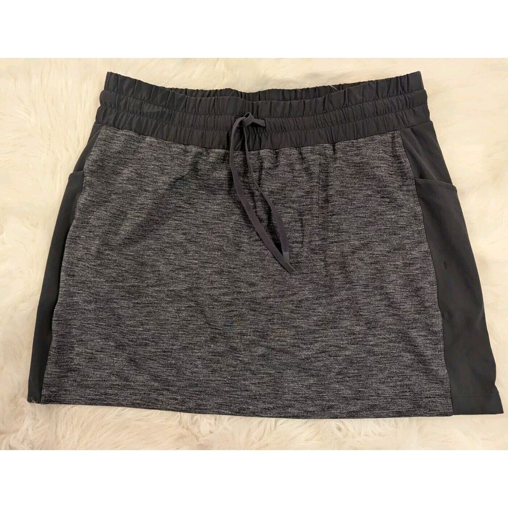 Athleta Womens Medium Excursion Skort‎ Gray With Pockets